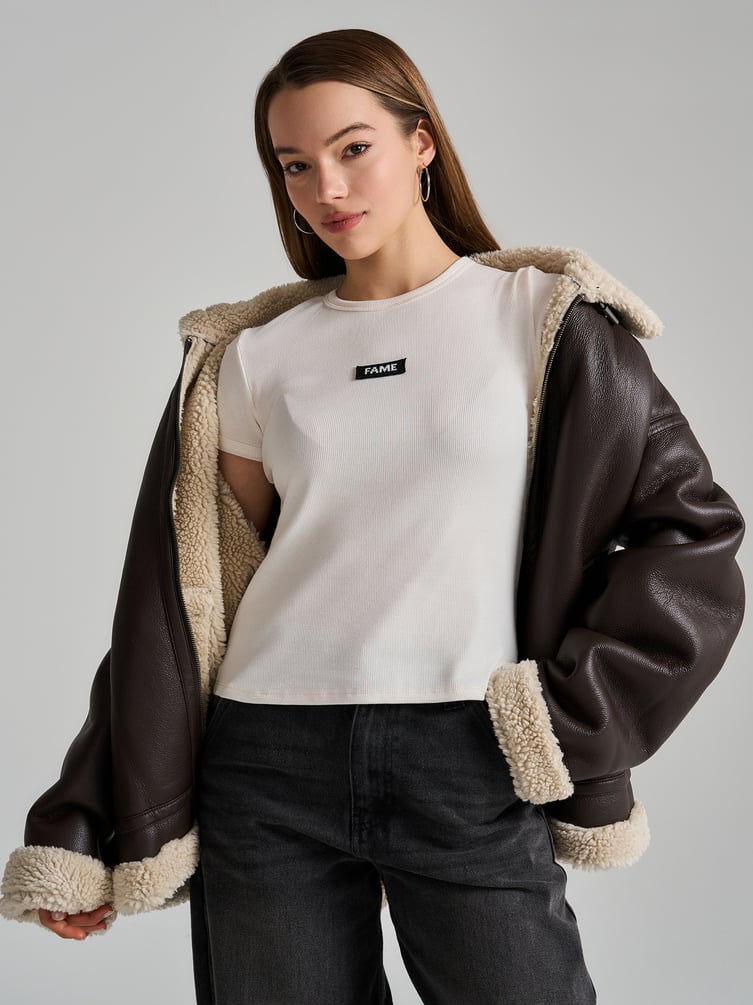 Футболка облегающая с надписью