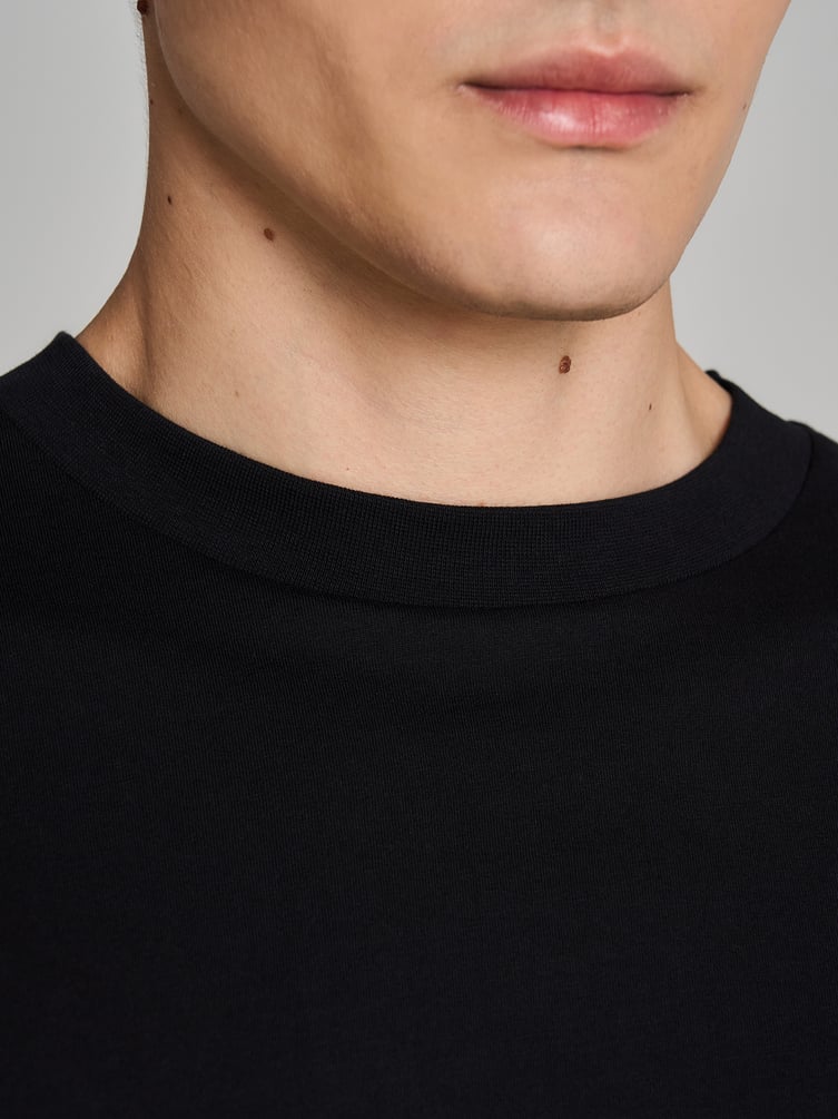 Пижама из хлопка с футболкой и брюками в клетку