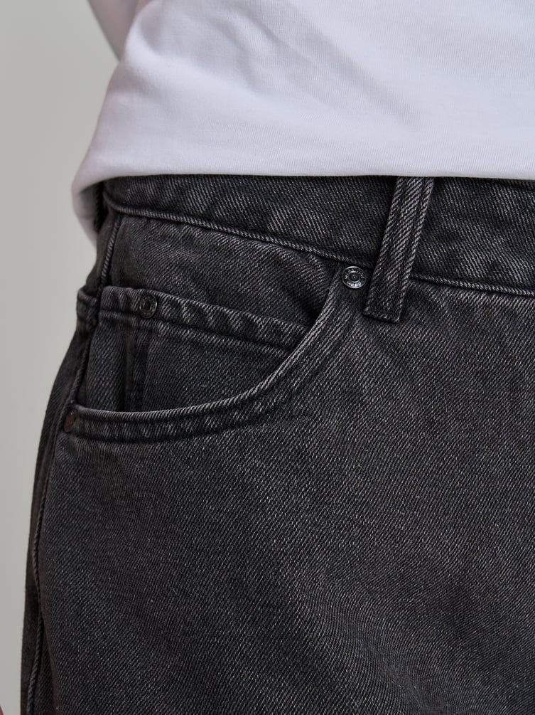 Джинсы зауженные Carrot