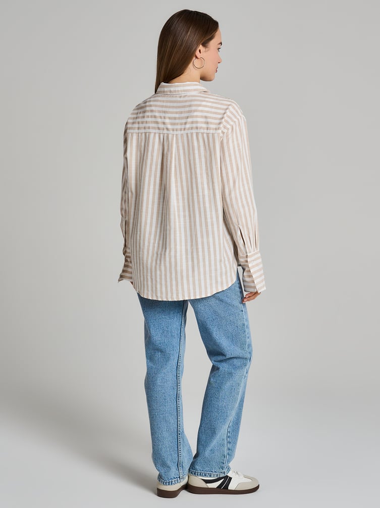 Плотная классическая рубашка в полоску