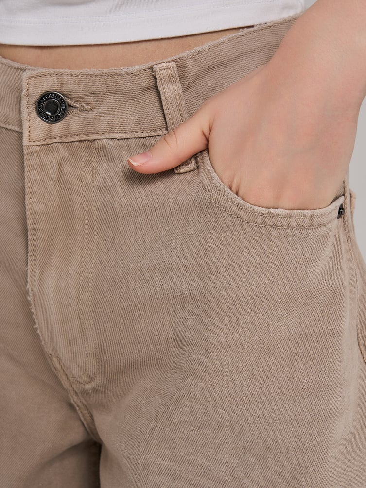 Джинсы широкие с вареным эффектом