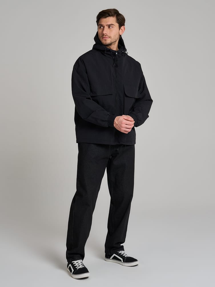 Ветровка демисезонная с капюшоном