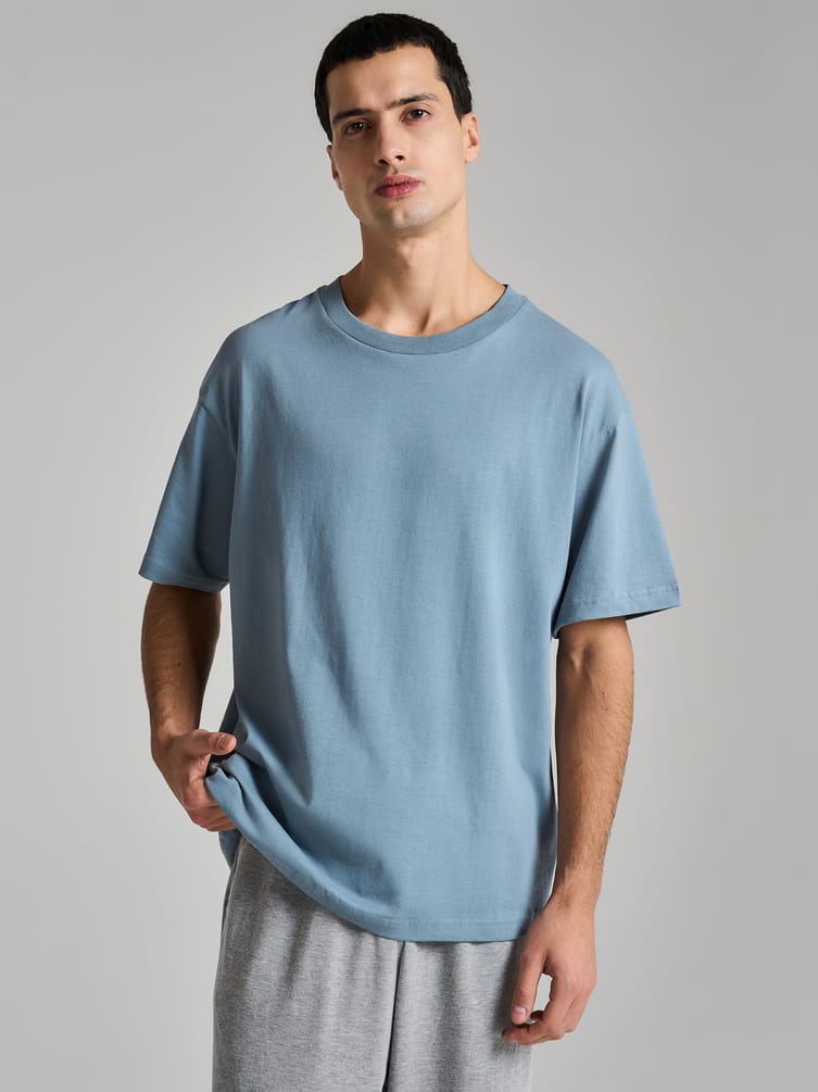 Пижама с футболкой и брюками