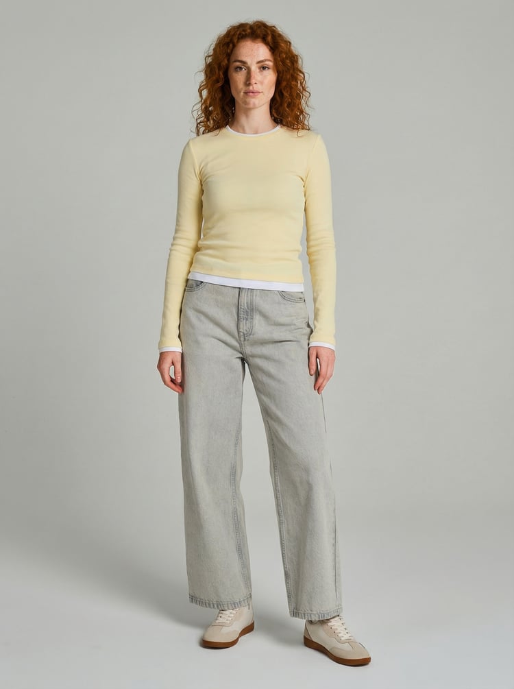 Лонгслив приталенный с длинным рукавом