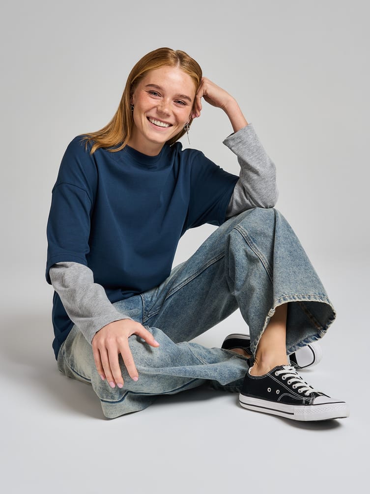 Лонгслив оверсайз с двойным рукавом