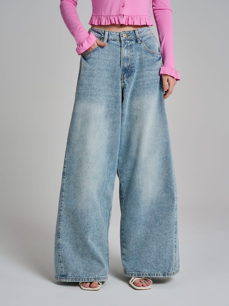 Джинсы широкие с завышенной талией
