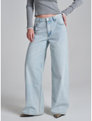 Джинсы широкие с вареным эффектом