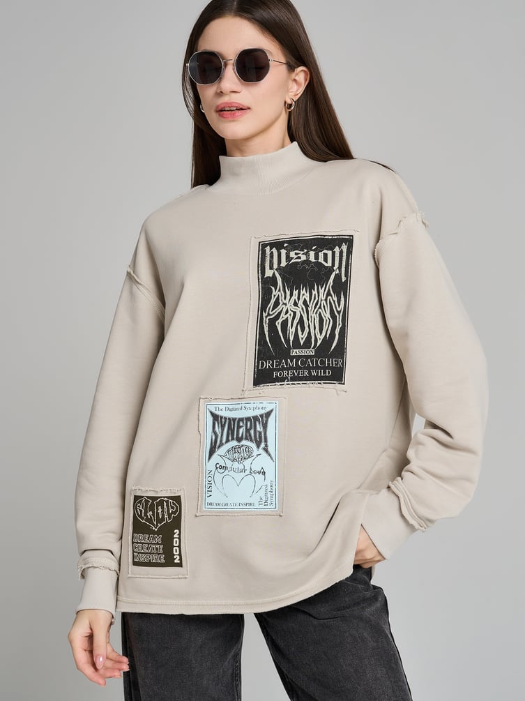 Свитшот в стиле гранж с необработанными краями