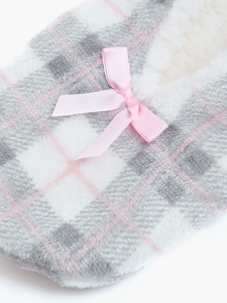 Мягкие закрытые тапочки в клетку