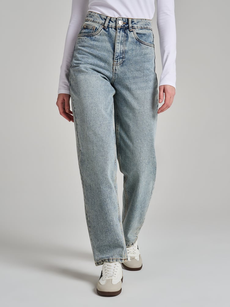 Джинсы мом с высокой посадкой