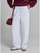 Брюки широкие со смещенным боковым швом