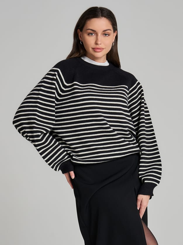 Джемпер трикотажный в полоску