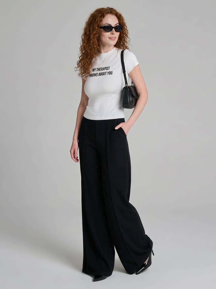 Футболка приталенная с надписью