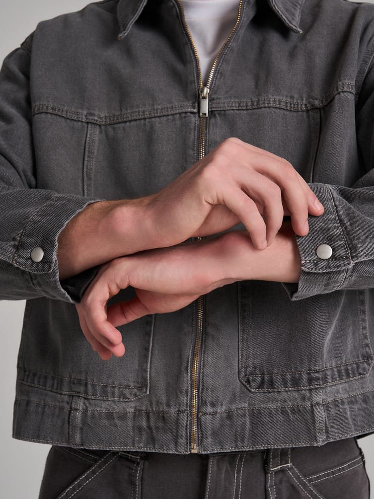 Куртка джинсовая на молнии