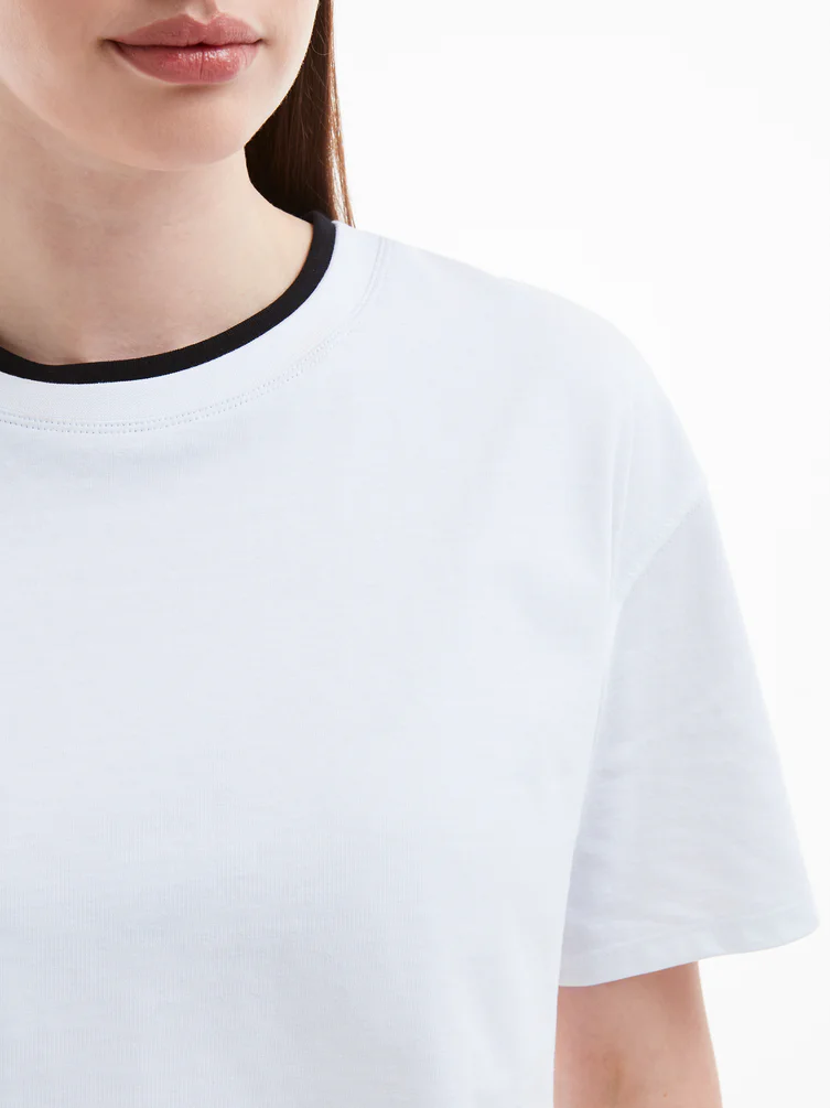 Короткая футболка оверсайз Color Basic
