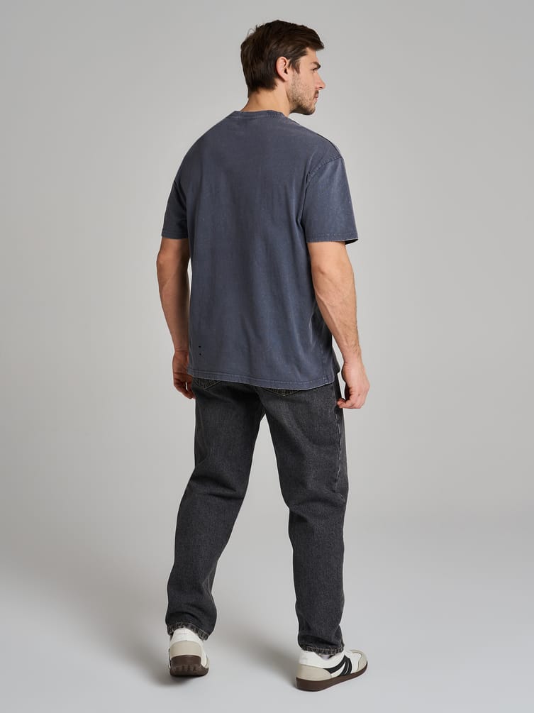 Футболка оверсайз рваная с надписью