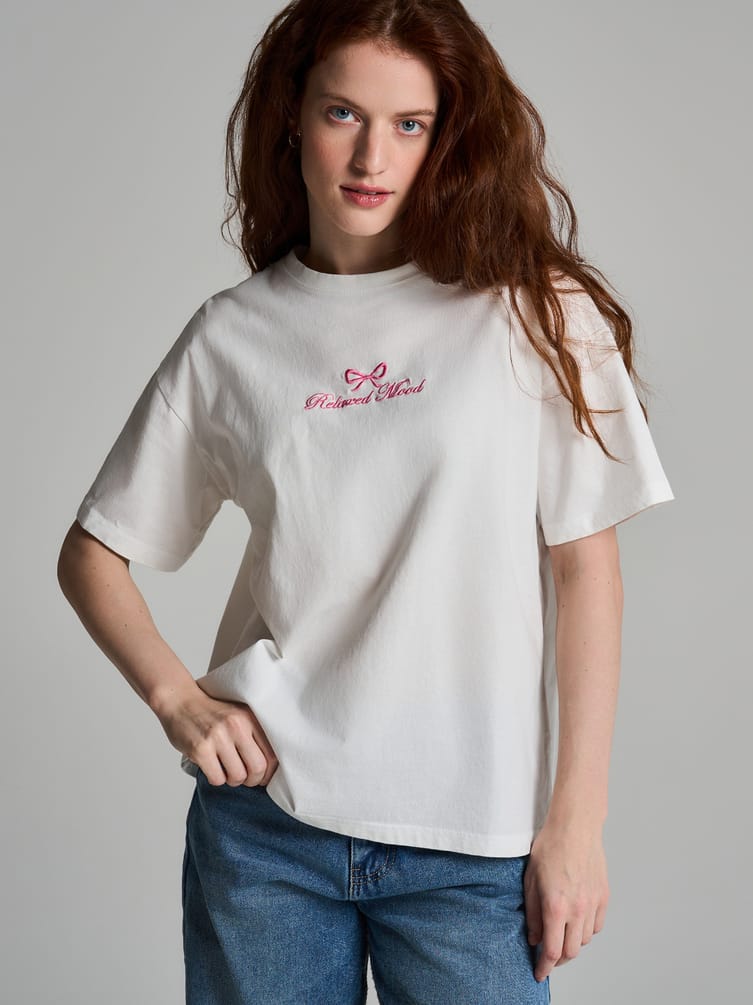 Футболка плотная с принтом банта и надписи