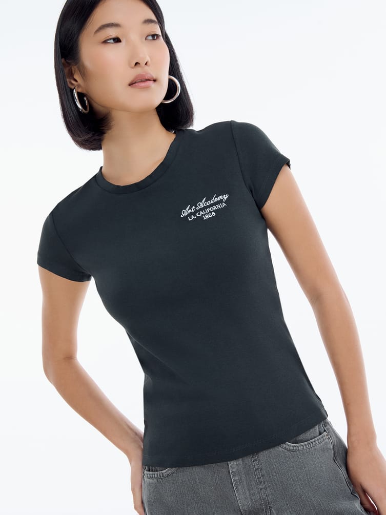 Облегающая футболка с вышитой надписью