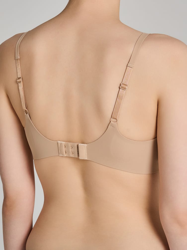 Бюстгальтер с мягкой чашкой