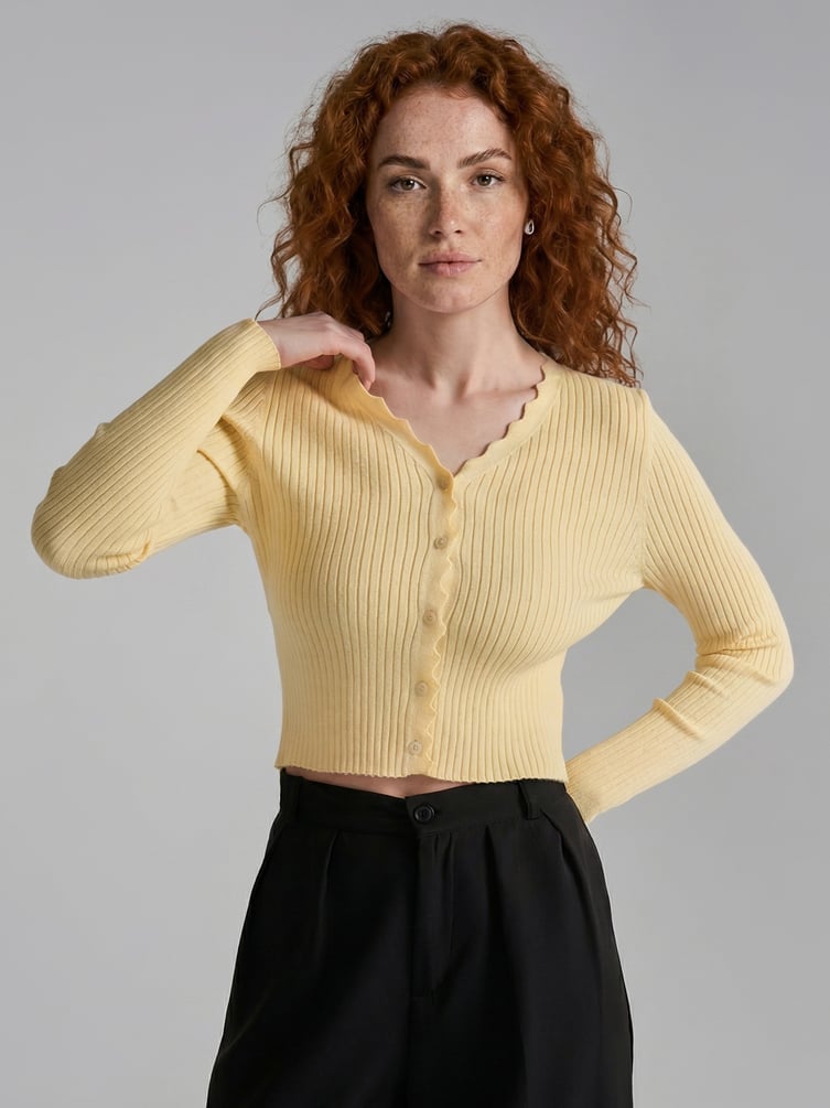 Кардиган укороченный на пуговицах