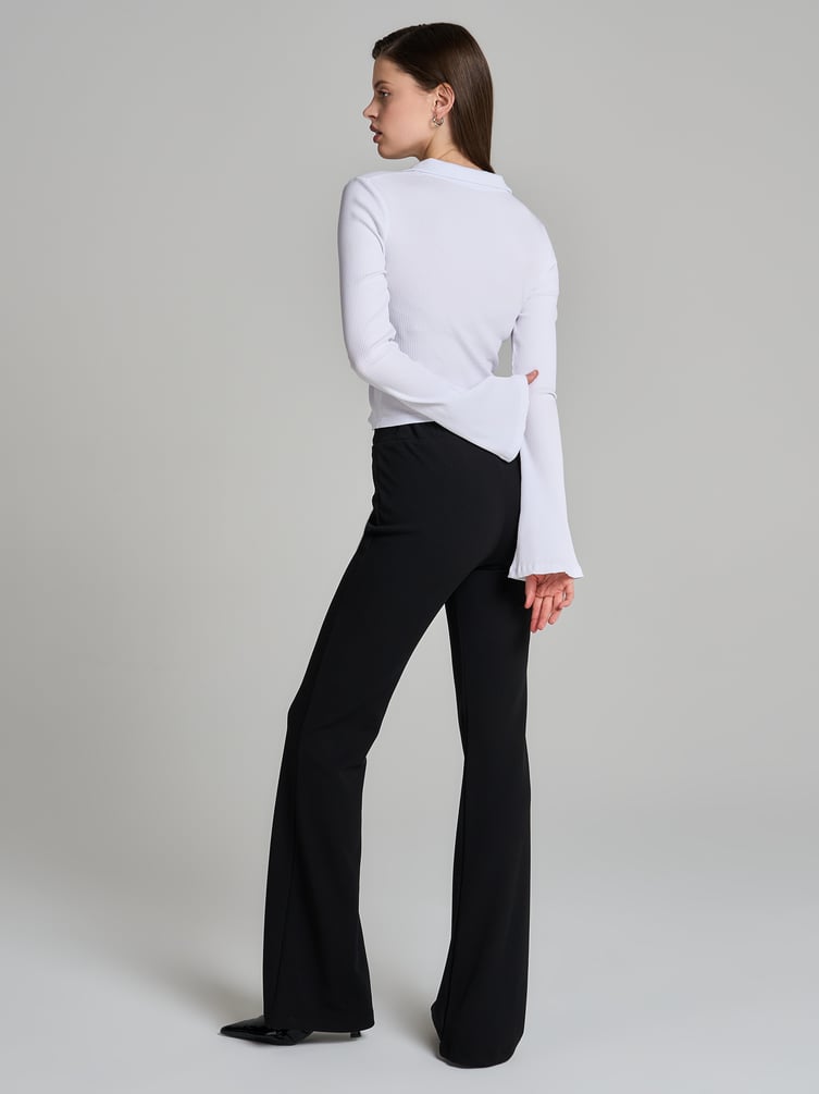 Блузка на молнии с рукавами клеш