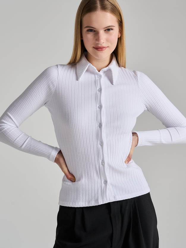 Кардиган в рубчик на пуговицах