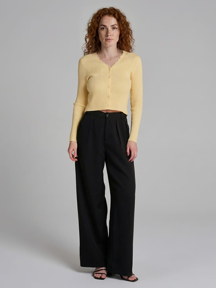 Кардиган укороченный на пуговицах