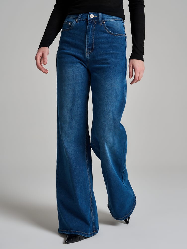 Джинсы широкие с завышенной талией