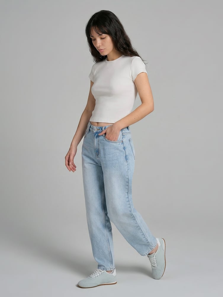 Джинсы Mom fit  с завышенной талией