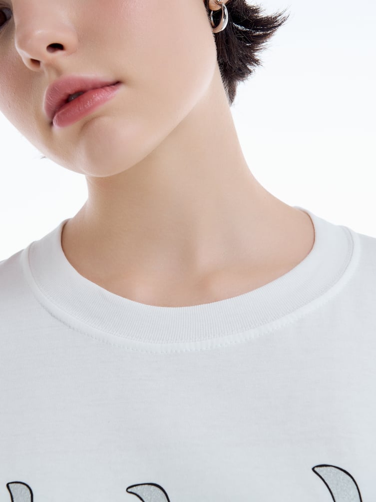 Футболка с принтом Kuromi в стиле дрейн