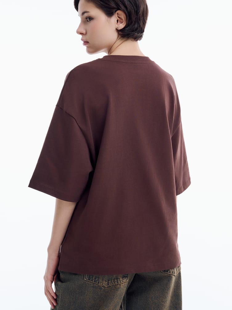 Футболка оверсайз с патчем гравюры