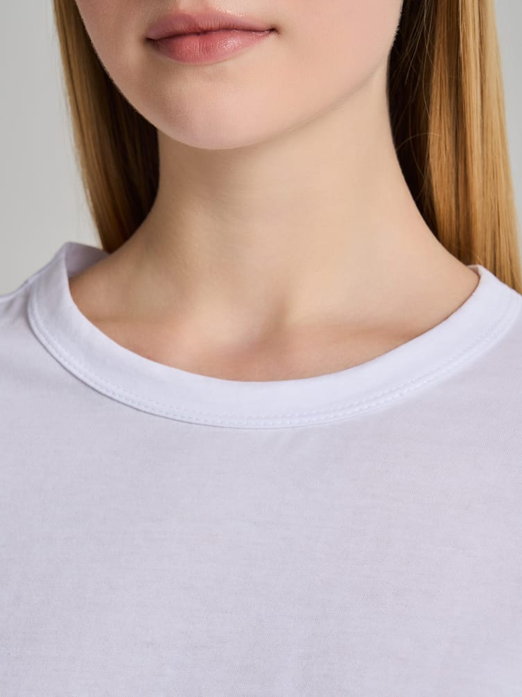 Пижама с футболкой и шортами в полоску