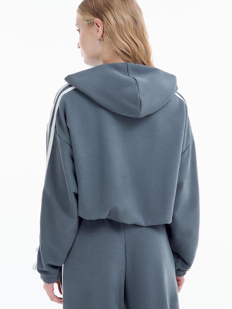 Укороченное худи с лампасами