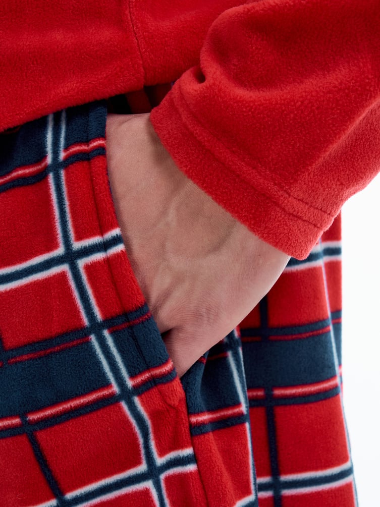 Плюшевая теплая пижама с надписью и брюками