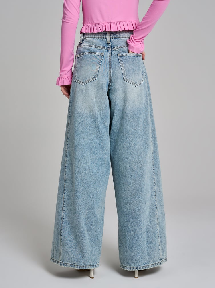 Джинсы широкие с завышенной талией