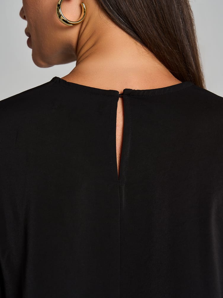 Блузка офисная нарядная с рукавом клеш