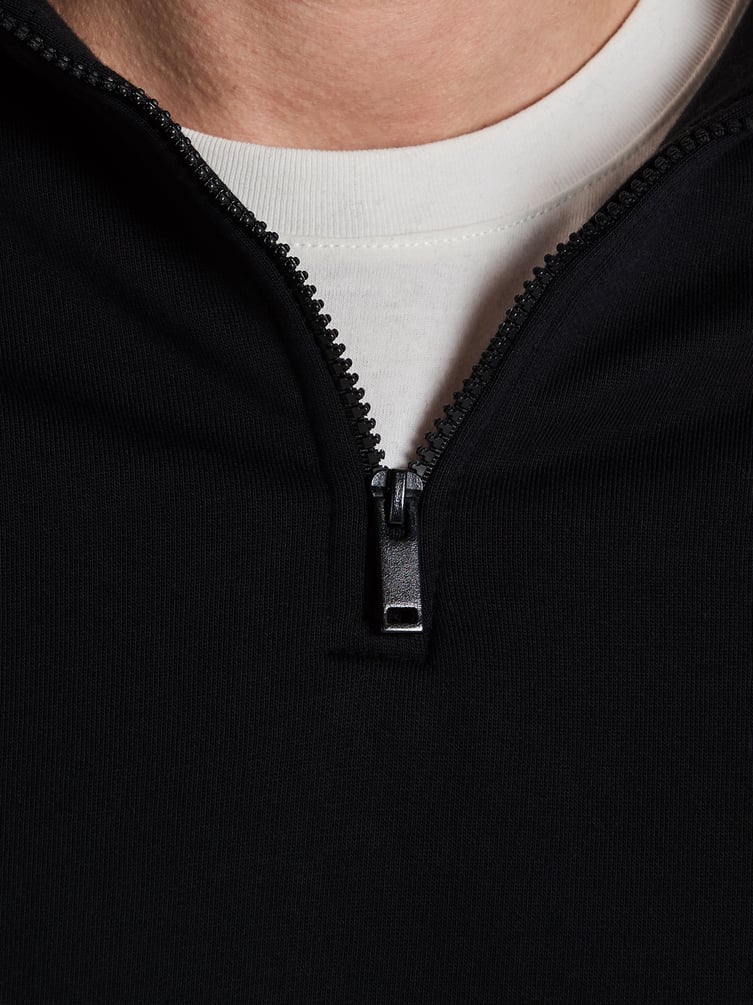 Утепленная толстовка с высоким горлом и начесом