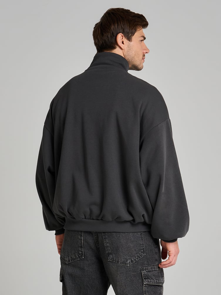 Утепленная толстовка оверсайз с высоким горлом