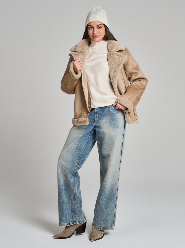 Свитер вязаный теплый