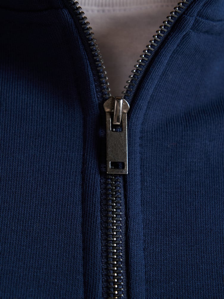 Свитшот оверсайз с молнией полузамком