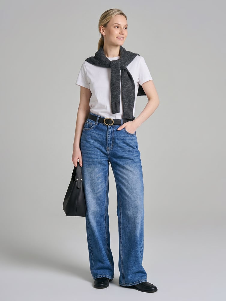 Джинсы широкие