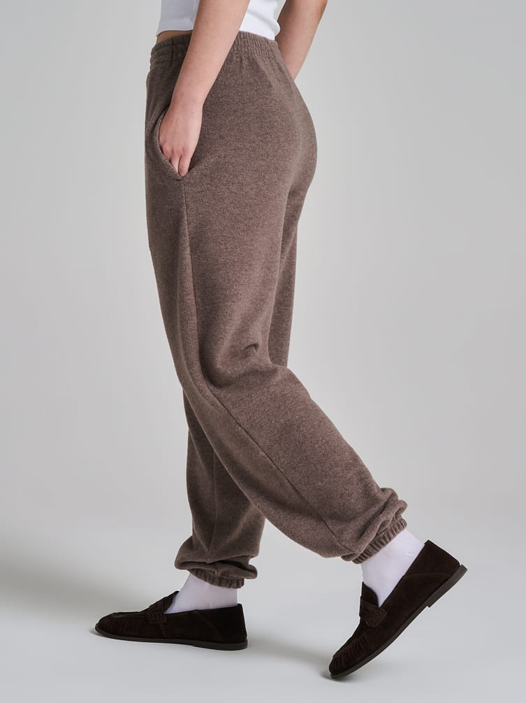 Брюки джоггеры трикотажные