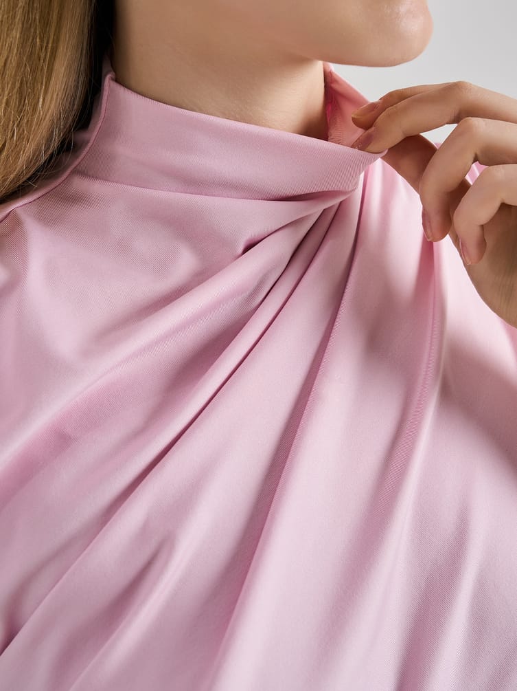 Платье вечернее без рукавов с драпировкой