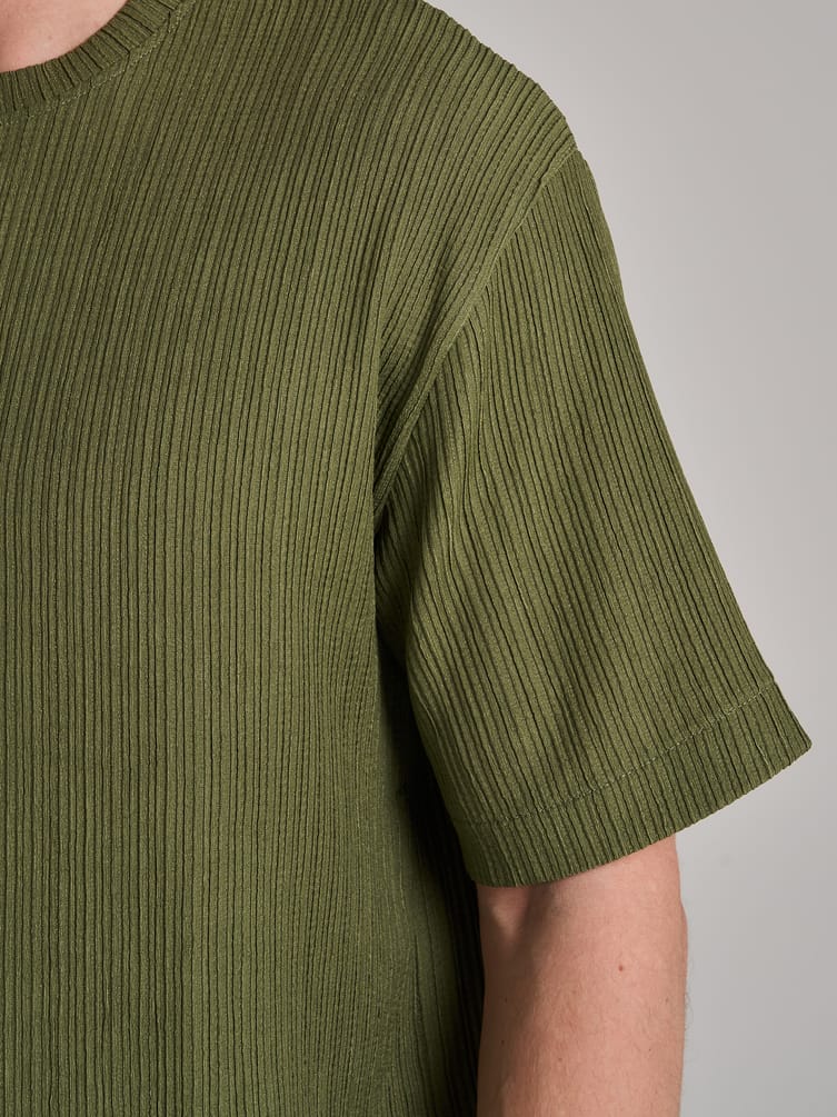 Футболка летняя из жатой ткани