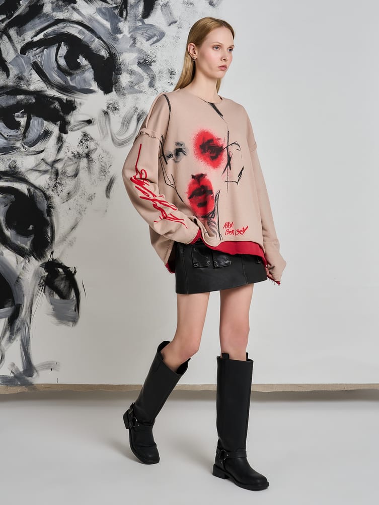 Свитшот оверсайз с принтом Макс Борисов