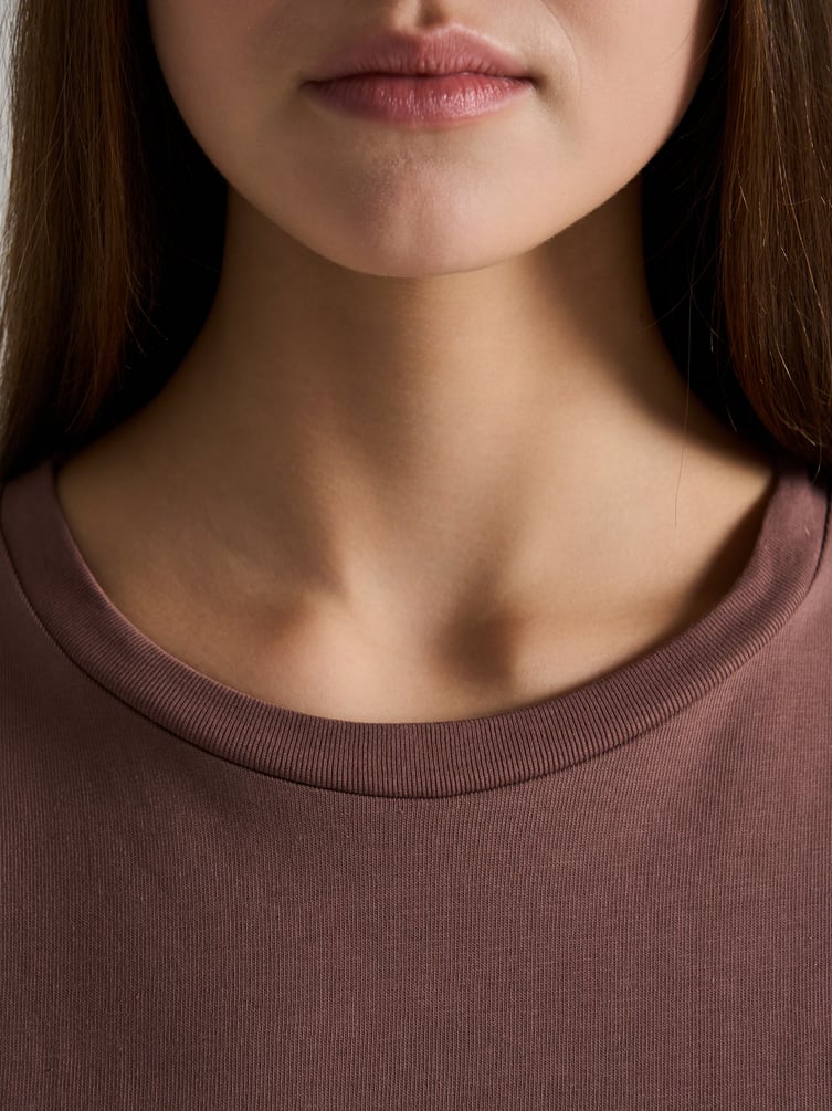 Футболка оверсайз с принтом на спине