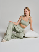 Пижама оверсайз с топом и широкими брюками