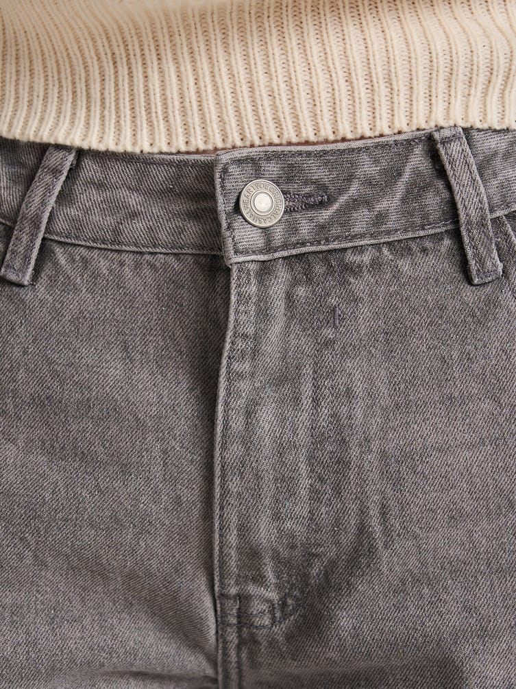 Джинсы широкие с вареным эффектом