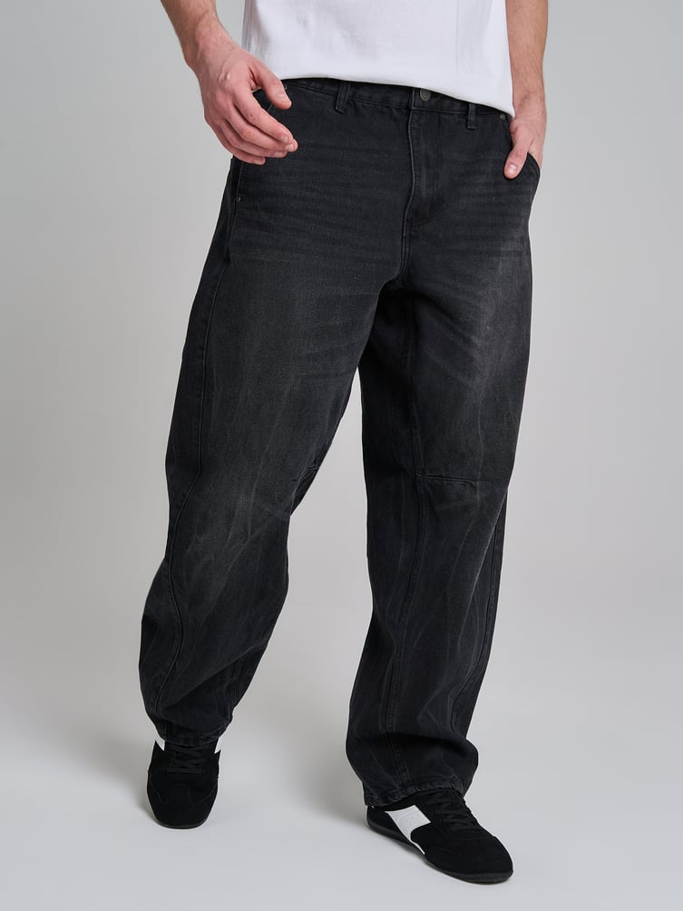 Джинсы Ballon со смещенными боковыми швами