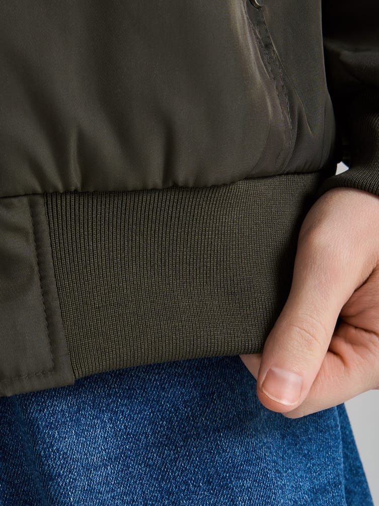 Куртка бомбер демисезонная